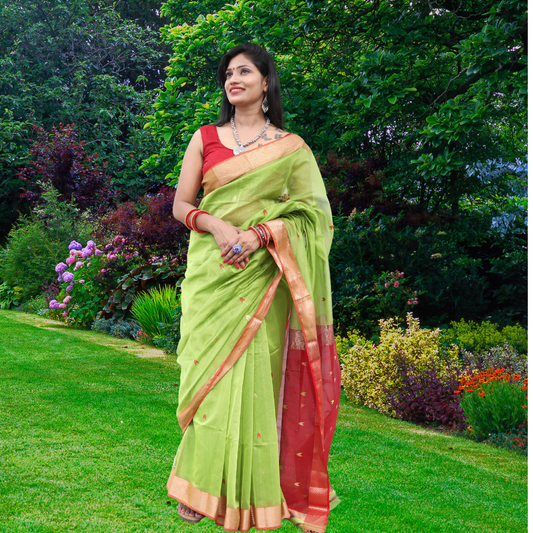 Maheshwari Silk by Cotton Arrow Bootie Parrot Green Saree